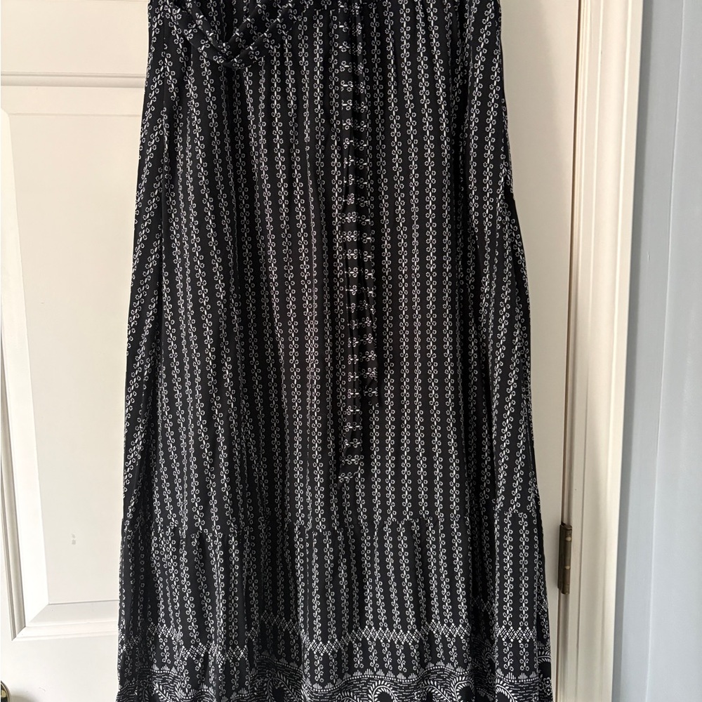 Ann Taylor Black and White Patterned Maxi Skirt